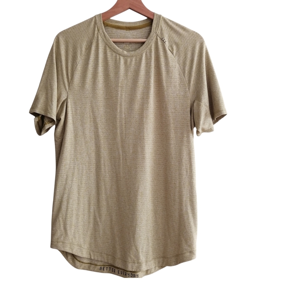 Lululemon Men's Drysense Training Short Sleeve T-Shirt Bronze Green Medium